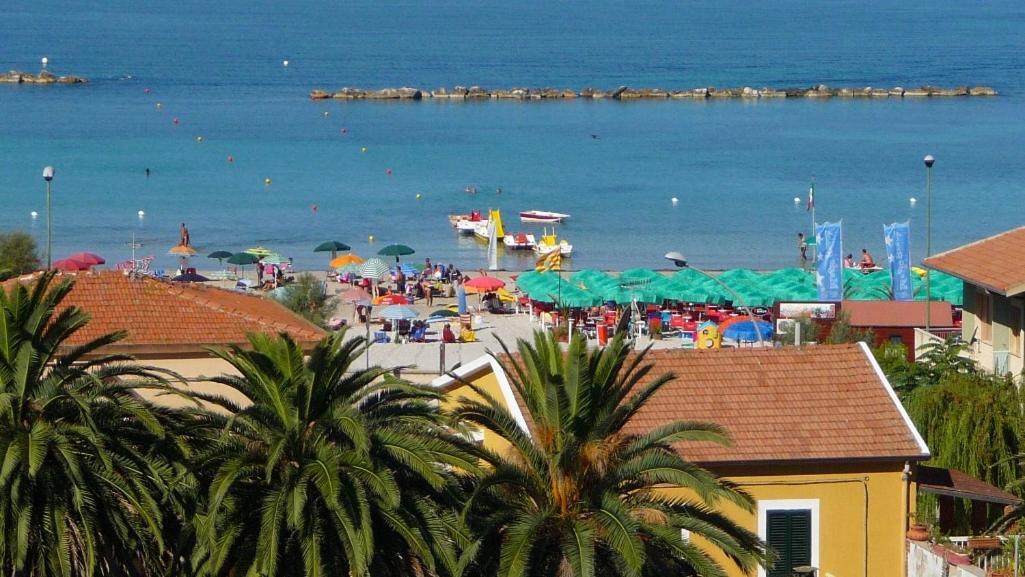 Royal Apartment Sea View Алгеро Екстериор снимка