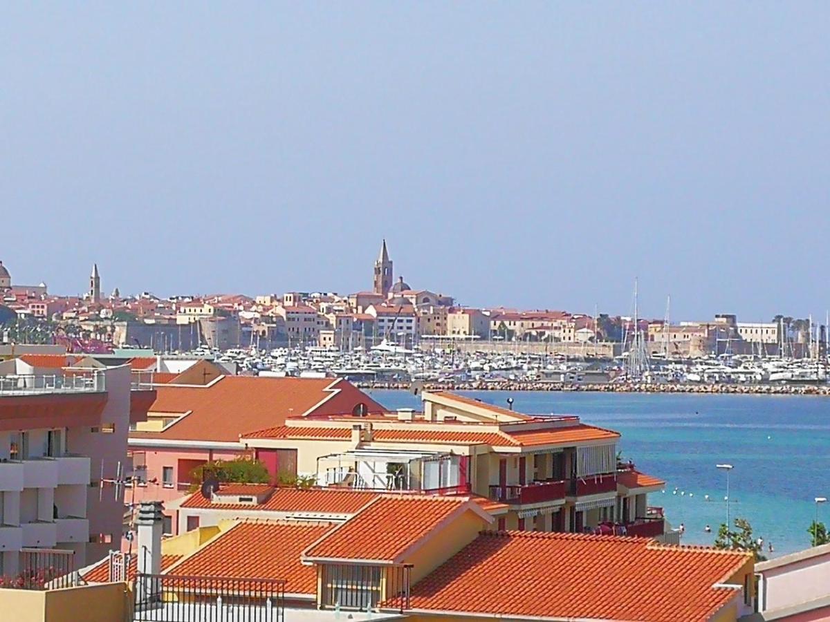 Royal Apartment Sea View Алгеро Екстериор снимка
