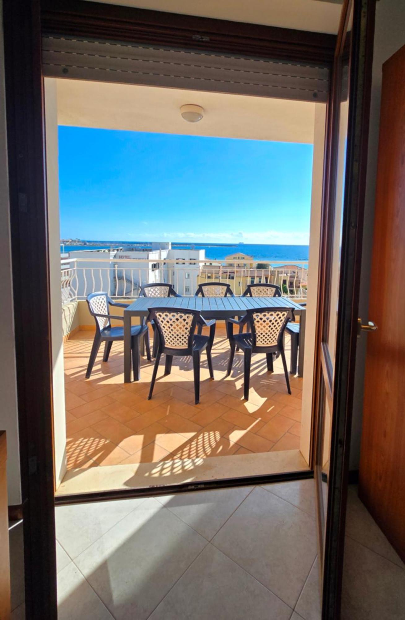 Royal Apartment Sea View Алгеро Екстериор снимка